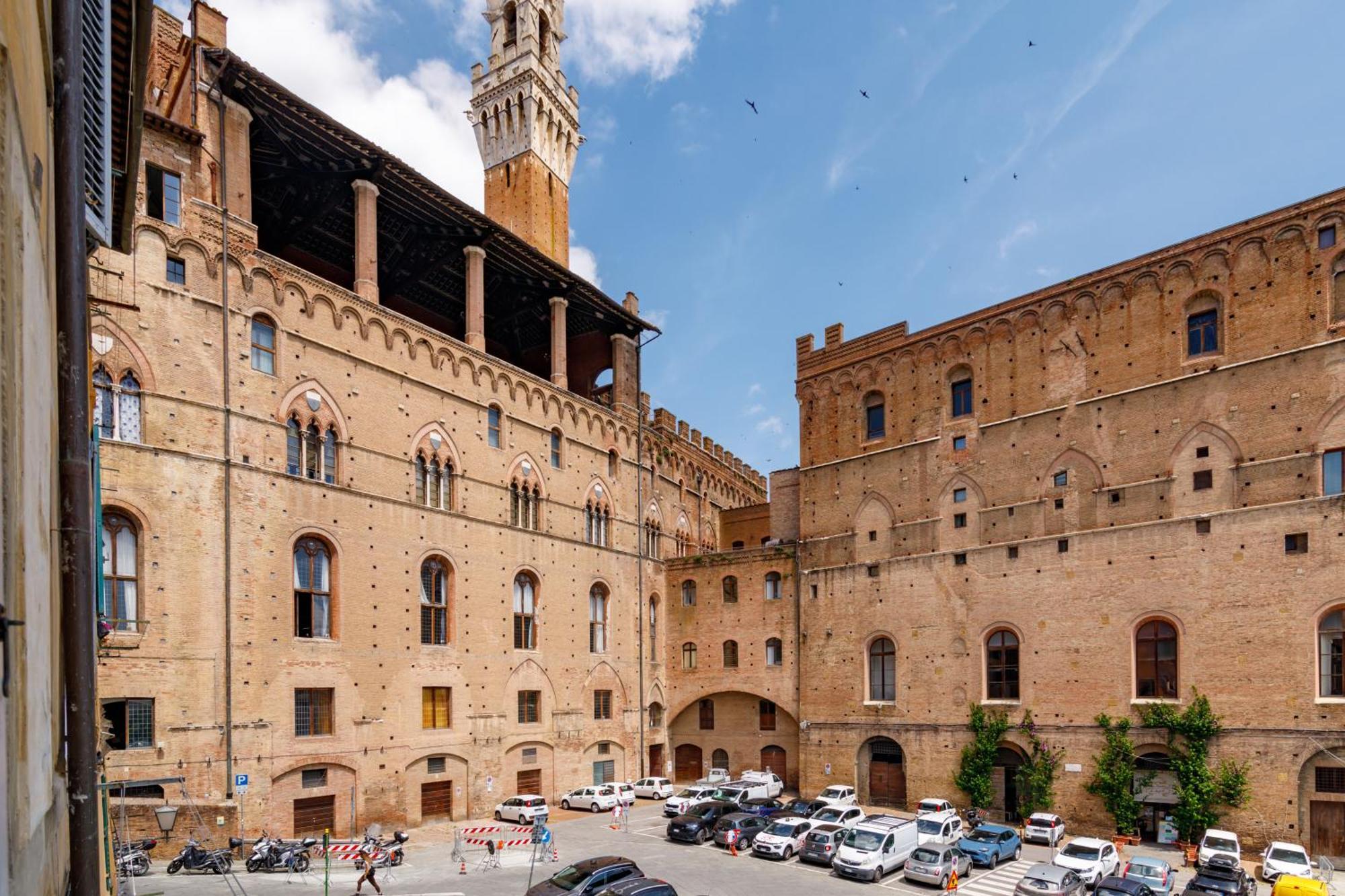 Charme Centro Storico Apartment Siena Ngoại thất bức ảnh