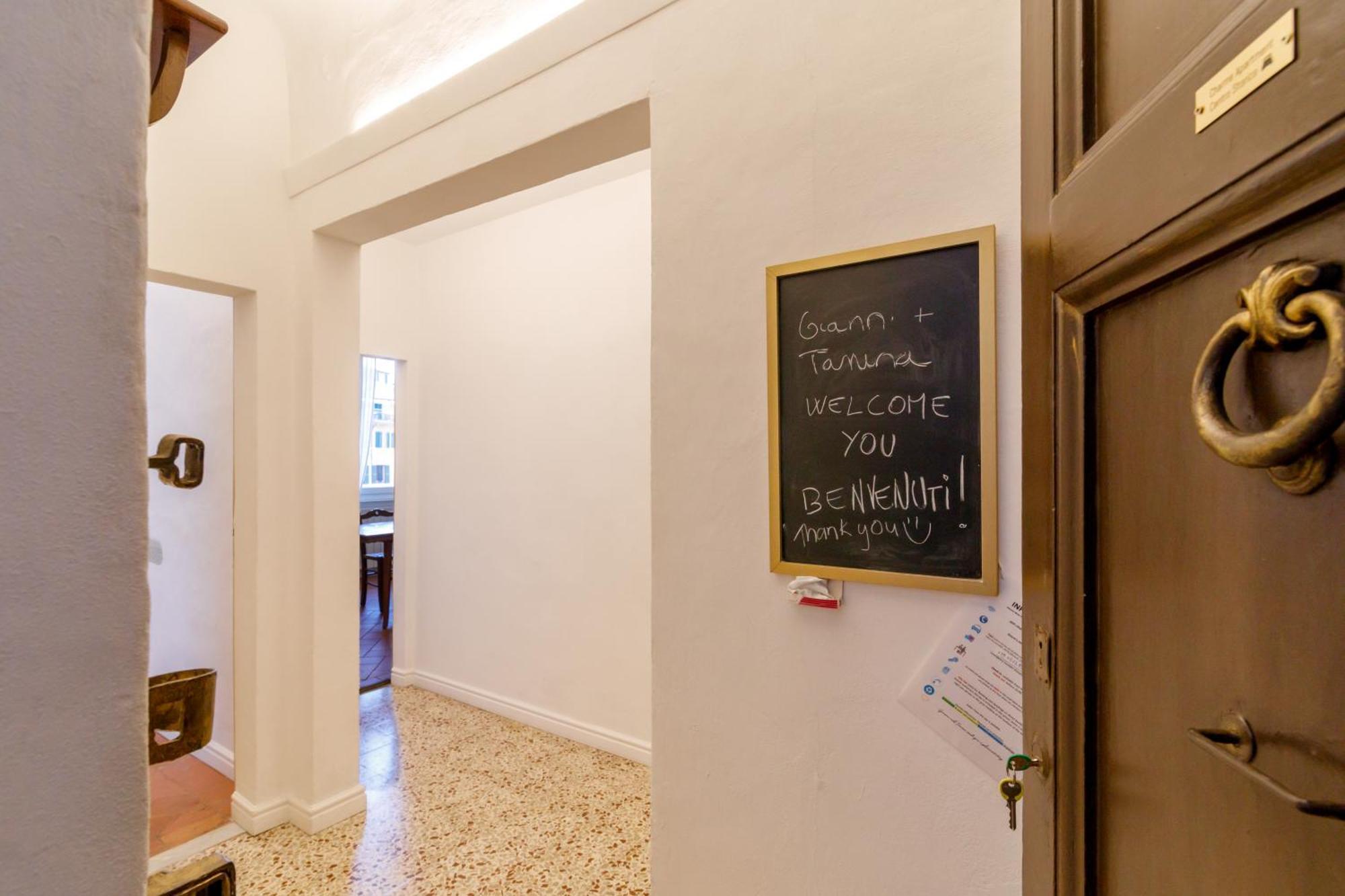 Charme Centro Storico Apartment Siena Ngoại thất bức ảnh