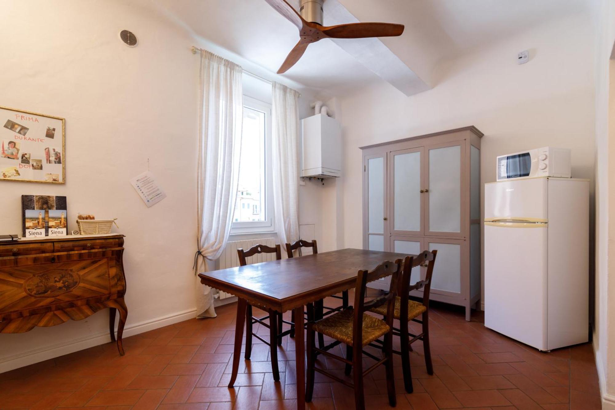 Charme Centro Storico Apartment Siena Ngoại thất bức ảnh