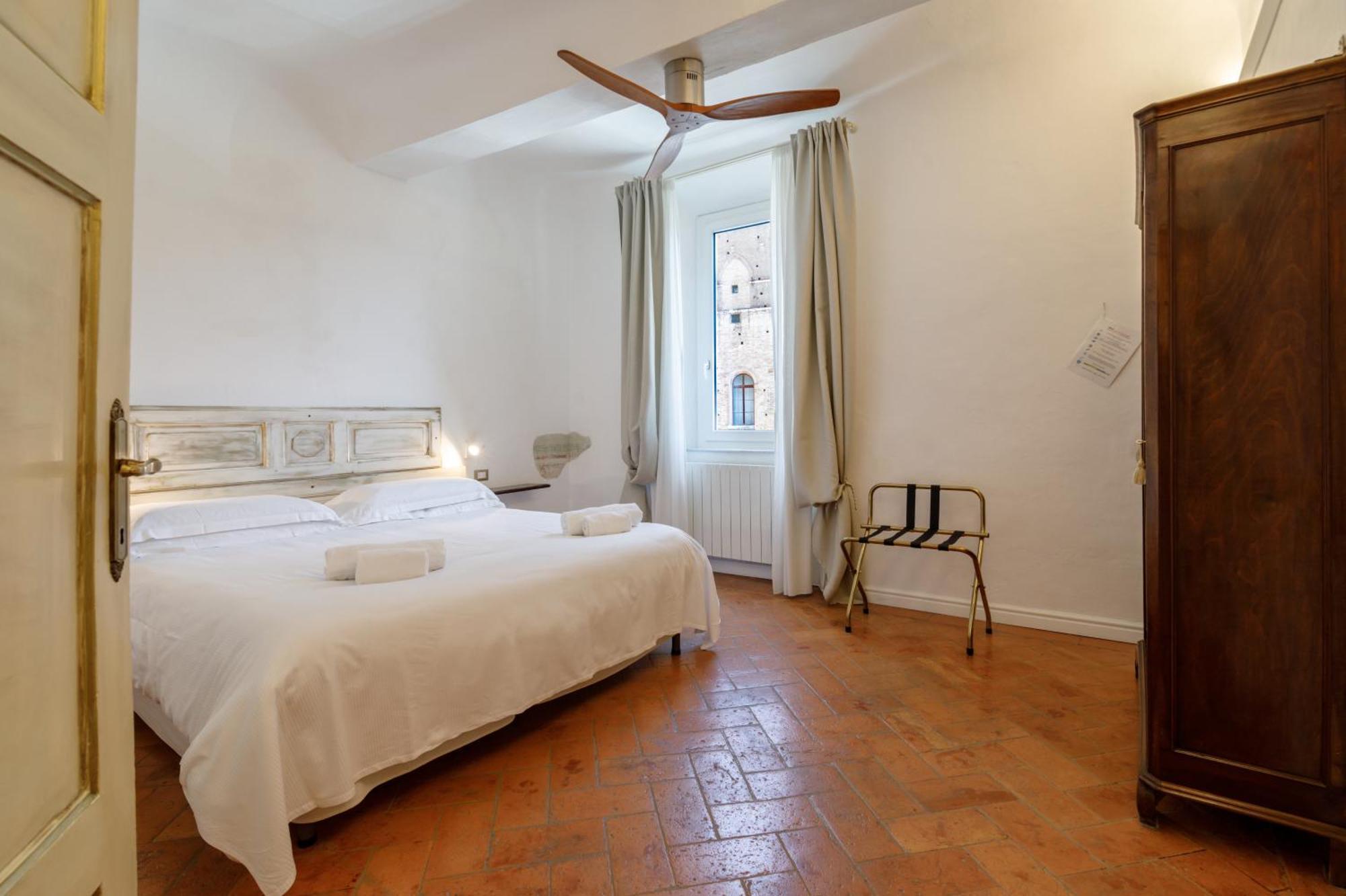 Charme Centro Storico Apartment Siena Ngoại thất bức ảnh